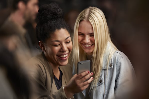 How to Collab Post on Instagram as a Brand or Creator [Steps + Tips]